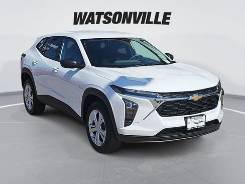 New 2026 Chevrolet Trax LS w/ Driver Confidence Package FWD image 1