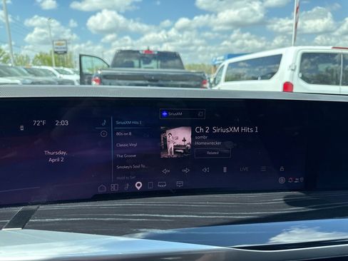 Used 2025 Cadillac Escalade Sport AWD/4WD image 21