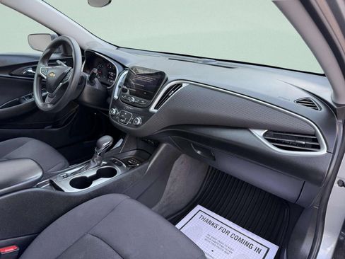 Used 2023 Chevrolet Malibu LS FWD image 16
