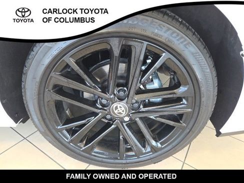 Used 2025 Toyota Camry SE FWD image 10