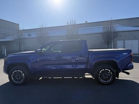 Certified 2024 Toyota Tacoma TRD Sport image 5