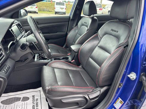 Used 2020 Hyundai Elantra Sport w/ Premium Package 02 FWD image 17