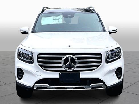 New 2026 Mercedes-Benz GLB 250 4MATIC image 3