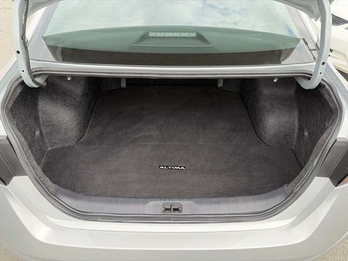 Used 2025 Nissan Altima 2.5 SV w/ SV Special Edition Package FWD image 14