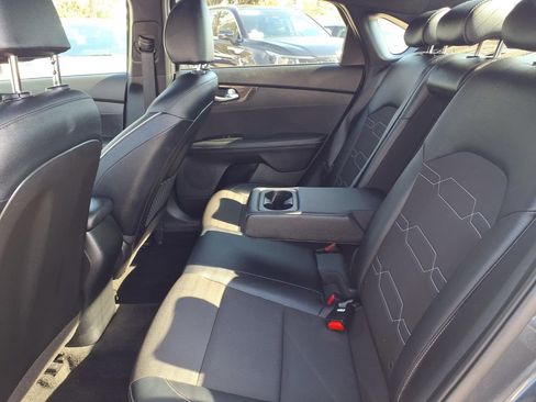 Certified 2023 Kia Forte GT-Line image 11