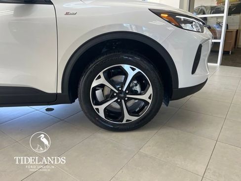 New 2026 Ford Escape ST-Line Select w/ Tech Pack #2 image 30