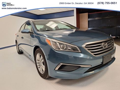 Used 2017 Hyundai Sonata SE FWD image 5