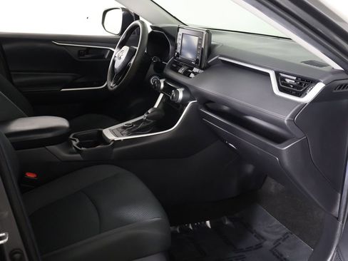 Used 2021 Toyota RAV4 LE AWD/4WD image 20