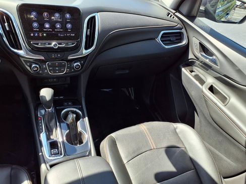 Used 2022 Chevrolet Equinox Premier FWD image 3