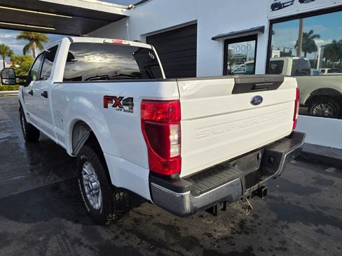Used 2020 Ford F250 XLT w/ FX4 Off-Road Package AWD/4WD image 4