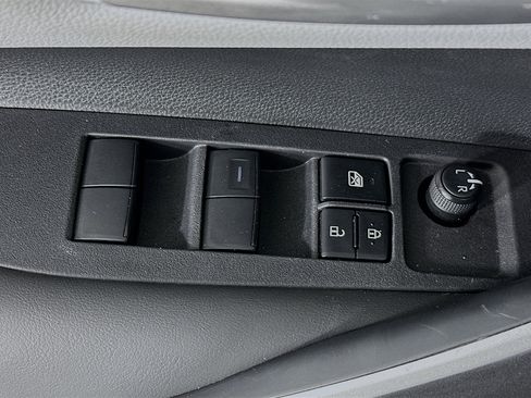Used 2024 Toyota Corolla SE FWD image 14