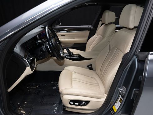 Used 2019 BMW 640i Gran Turismo xDrive image 47