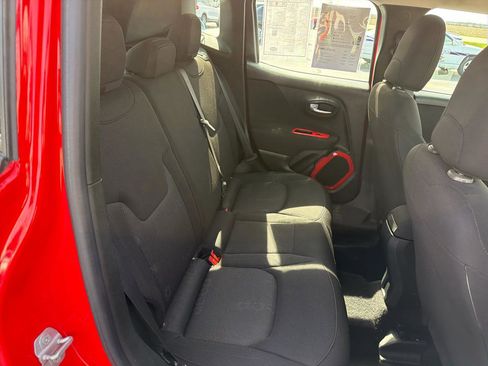 Used 2015 Jeep Renegade Sport w/ Power & Air Group AWD/4WD image 16