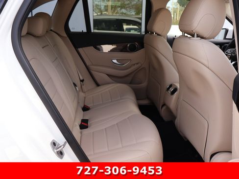Used 2022 Mercedes-Benz GLC 300 image 21