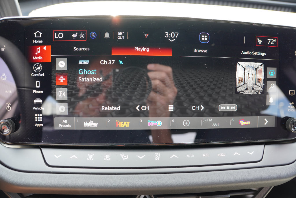 New 2026 Dodge Charger R/T w/ Driver Convenience Group AWD/4WD image 15