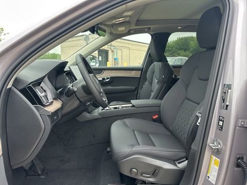 New 2026 Volvo XC90 B5 Core w/ Protection Package image 14