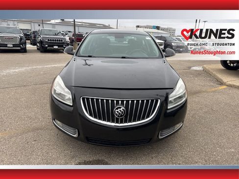 Used 2013 Buick Regal Premium image 3