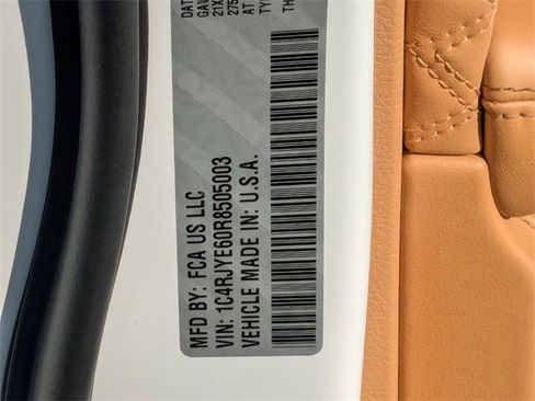 Used 2024 Jeep Grand Cherokee Summit image 44