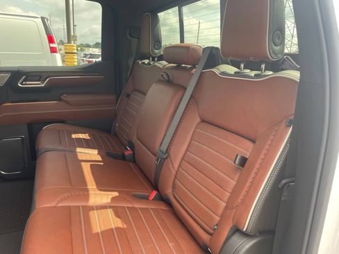 Used 2024 GMC Sierra 1500 Denali Ultimate AWD/4WD image 15