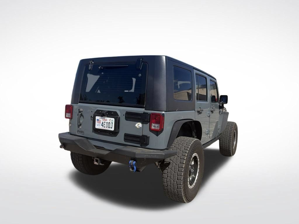 Used 2014 Jeep Wrangler Unlimited Rubicon w/ Connectivity Group AWD/4WD image 5