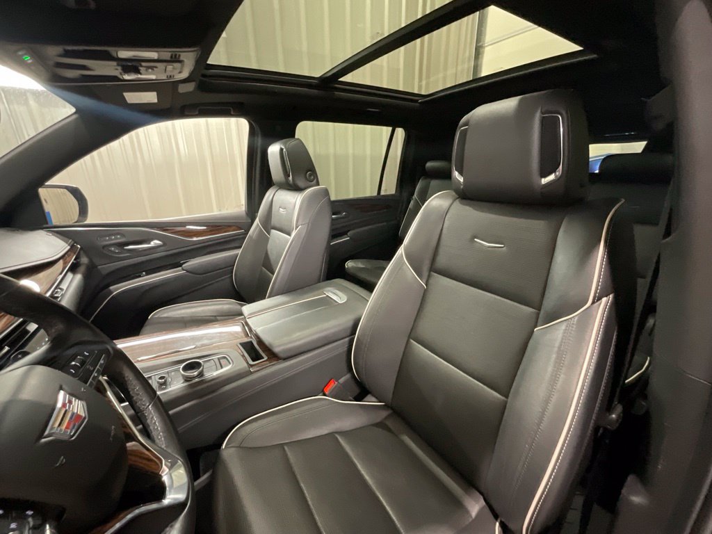 Used 2021 Cadillac Escalade ESV Premium Luxury AWD/4WD image 9