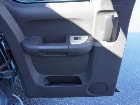 Used 2009 Chevrolet Silverado 1500 LT image 28