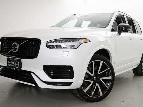 Used 2023 Volvo XC90 T8 Plus w/ Protection Package Premier AWD/4WD image 2