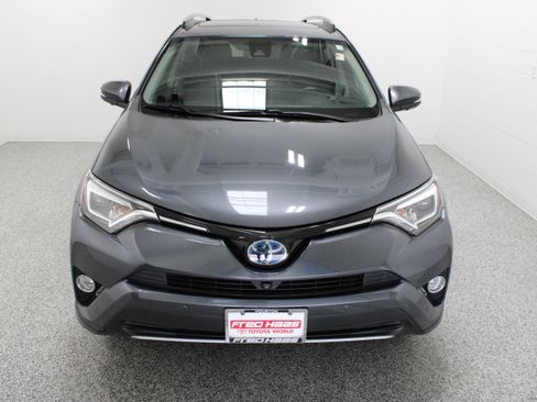 Used 2017 Toyota RAV4 Limited w/ Advanced Technology Package AWD/4WD image 3