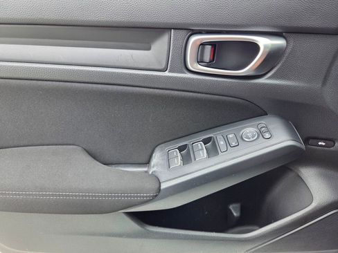 Used 2023 Honda Civic Sport image 30