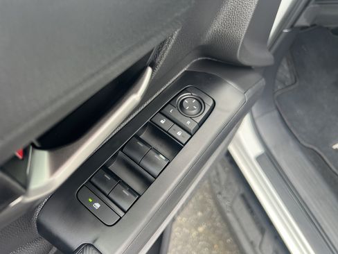 Used 2025 Toyota Tacoma TRD Off-Road AWD/4WD image 20