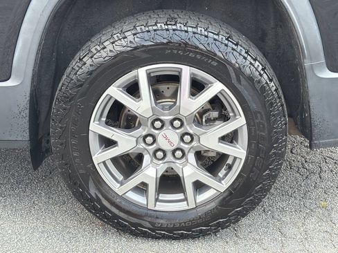 Used 2020 GMC Acadia SLT FWD image 20
