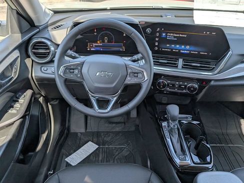 New 2026 Chevrolet Trax ACTIV w/ Driver Confidence Package FWD image 4