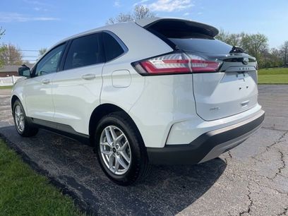 Used 2024 Ford Edge SEL w/ Convenience Package