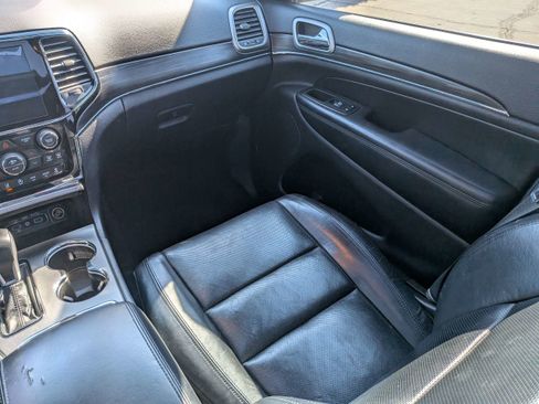 Used 2019 Jeep Grand Cherokee Limited w/ Luxury Group II AWD/4WD image 19
