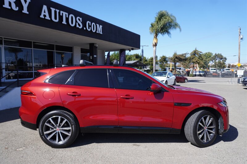 Used 2022 Jaguar F-PACE S AWD/4WD image 8