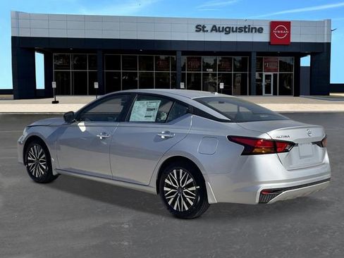 New 2026 Nissan Altima 2.5 SV FWD image 3