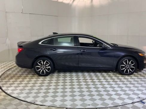 Used 2022 Chevrolet Malibu RS FWD image 9