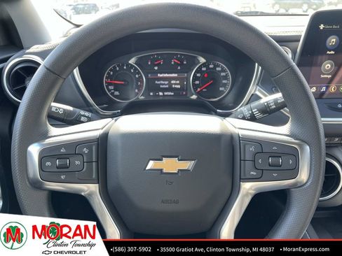 Certified 2024 Chevrolet Blazer LT w/ Convenience Package image 18