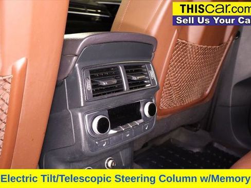 Used 2018 Audi Q7 3.0T Prestige w/ Prestige Package image 30