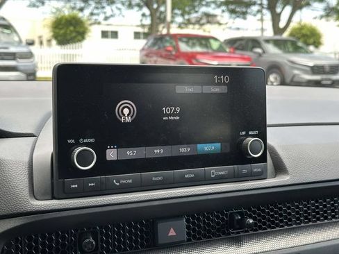 Used 2025 Honda HR-V LX image 25