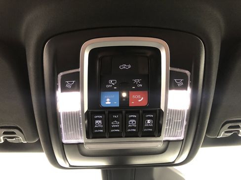 Certified 2025 RAM 1500 Limited AWD/4WD image 20