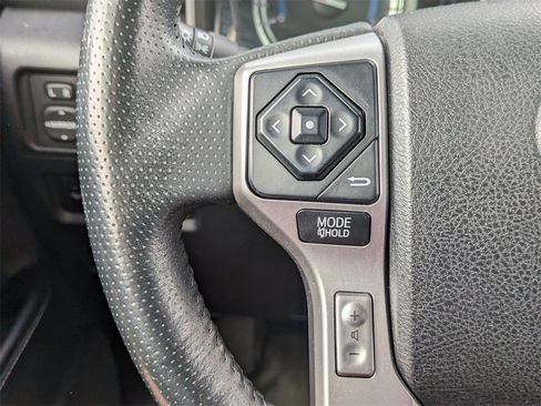 Used 2016 Toyota 4Runner SR5 image 17