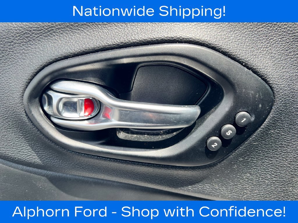 Used 2021 Jeep Cherokee Limited AWD/4WD image 12