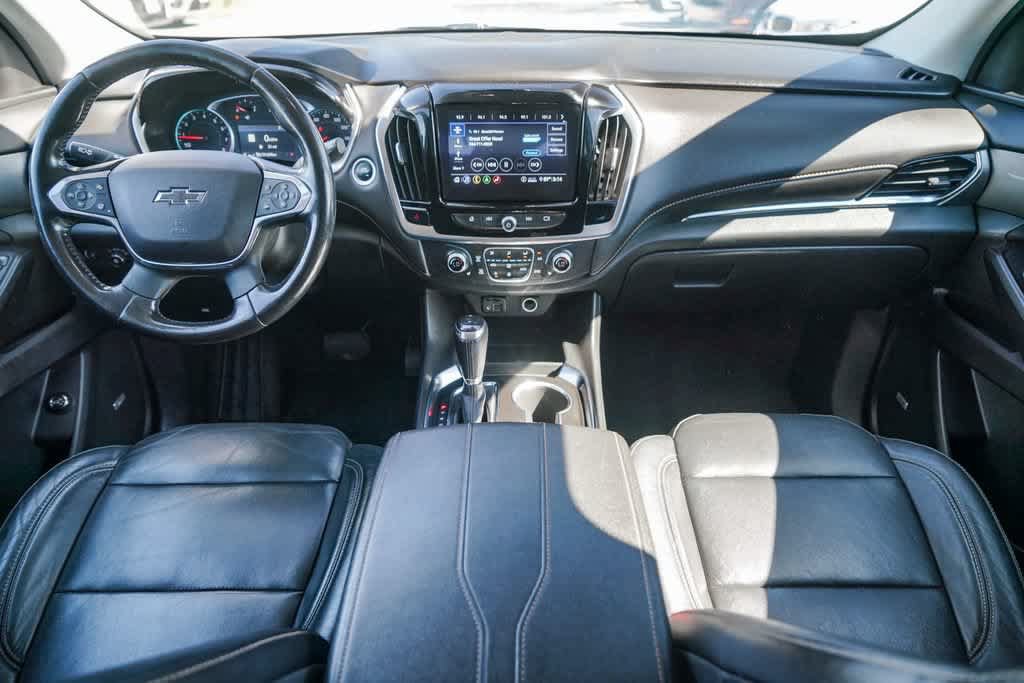 Used 2020 Chevrolet Traverse RS FWD image 11