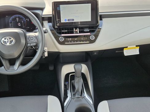 Used 2026 Toyota Corolla LE FWD image 16