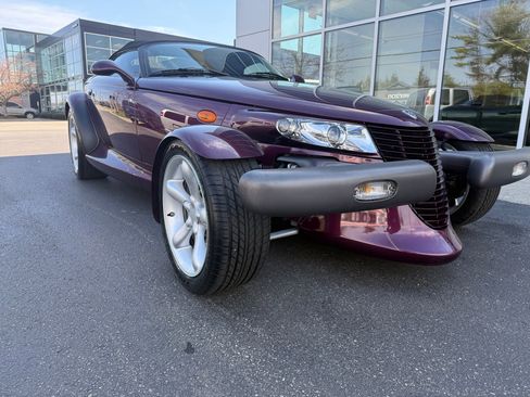 Used 1997 Plymouth Prowler image 27