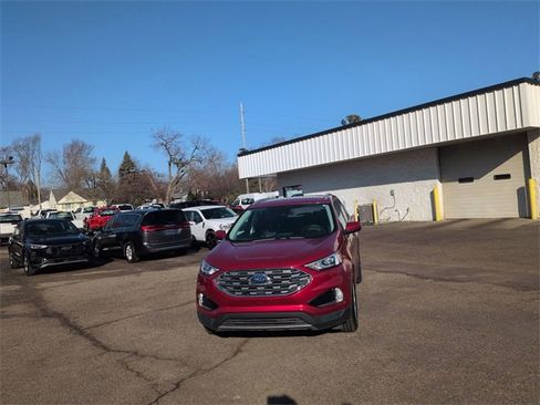 Used 2022 Ford Edge SEL w/ Convenience Package image 8