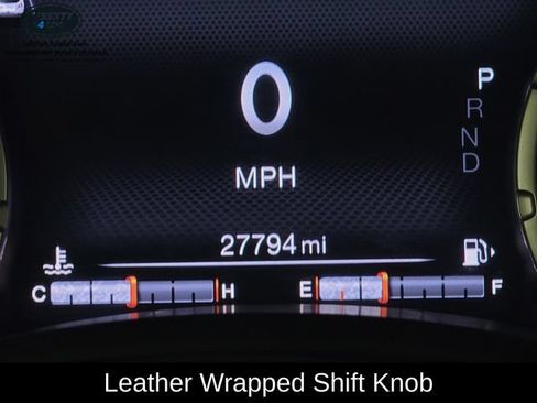 Used 2023 Jeep Renegade Latitude w/ Sun/Sound Group AWD/4WD image 29