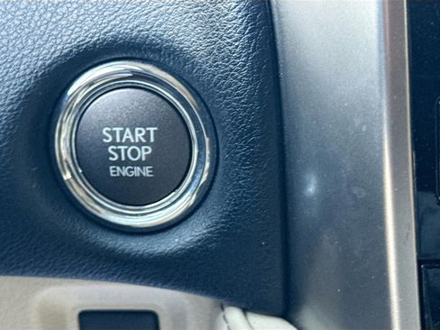 Used 2023 Lexus GX 460 Premium w/ Premium Package image 18