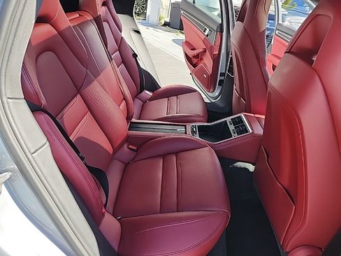 Used 2020 Porsche Panamera w/ Premium Package Plus image 23